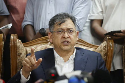 উচ্চ ও নিম্ন আদালতকে ‘ফ্যাসিস্টমুক্ত’ করতে হবে: সালাহউদ্দিন আহমদ