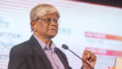 দেশের অর্থনীতি ধ্বংস হয়নি, বরং পুনরুজ্জীবিত হচ্ছে: অর্থ উপদেষ্টা