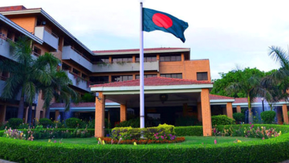 ভারতীয়দের ভিসা দেওয়া সাময়িক বন্ধ করেছে বাংলাদেশ