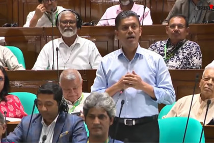 শিক্ষার্থীরা আর কোনো গুপ্ত রাজনীতি দেখতে চায় না: সংসদে হুইপ রকিবুল