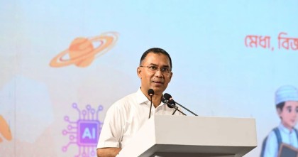 মেধাভিত্তিক জনপ্রশাসন গড়ে তুলতে দৃঢ়প্রতিজ্ঞ সরকার: প্রধানমন্ত্রী
