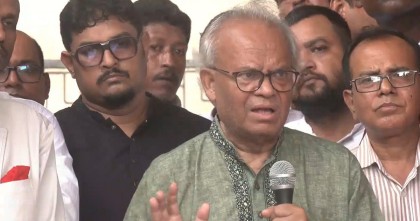এ জাতিকে বিভক্ত করা সম্ভব নয়: রিজভী
